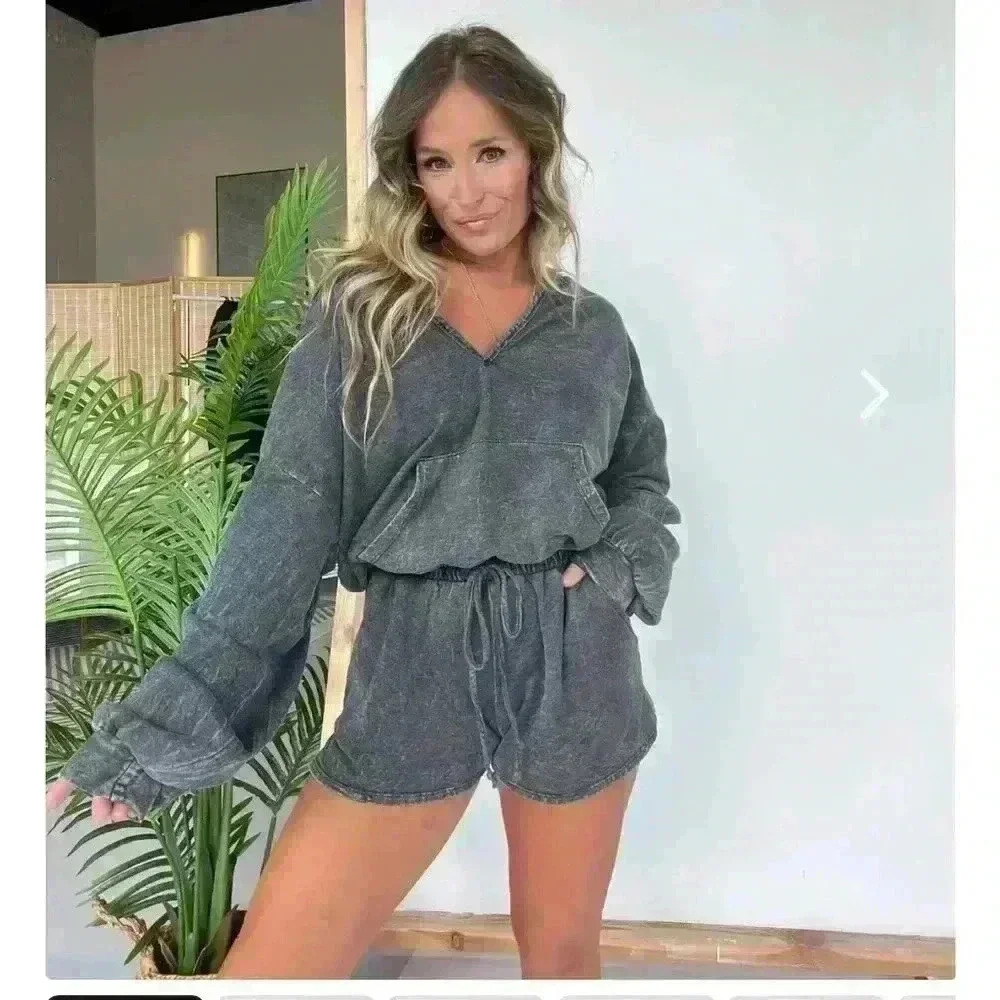 Feelin Alright Romper - size large - like new condition
